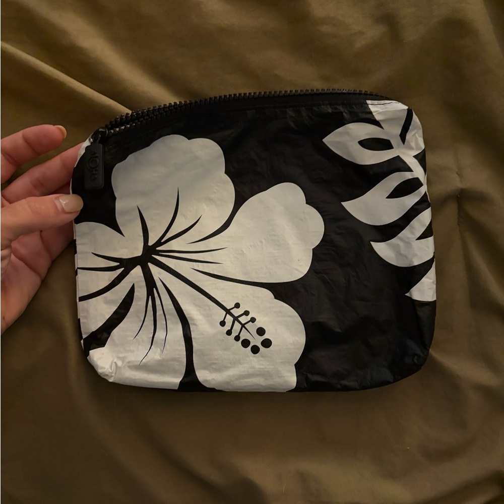 Aloha Collection Pouch